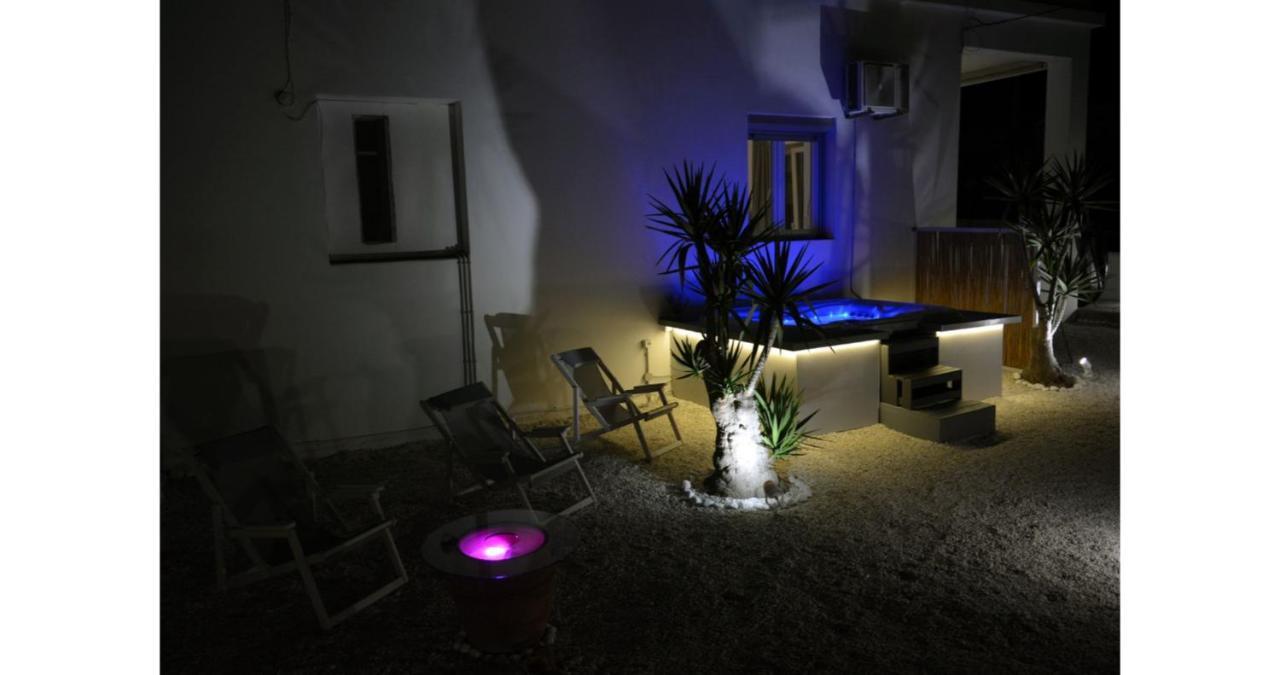 דירות פולוניה Pier'S House Jacuzzi מראה חיצוני תמונה